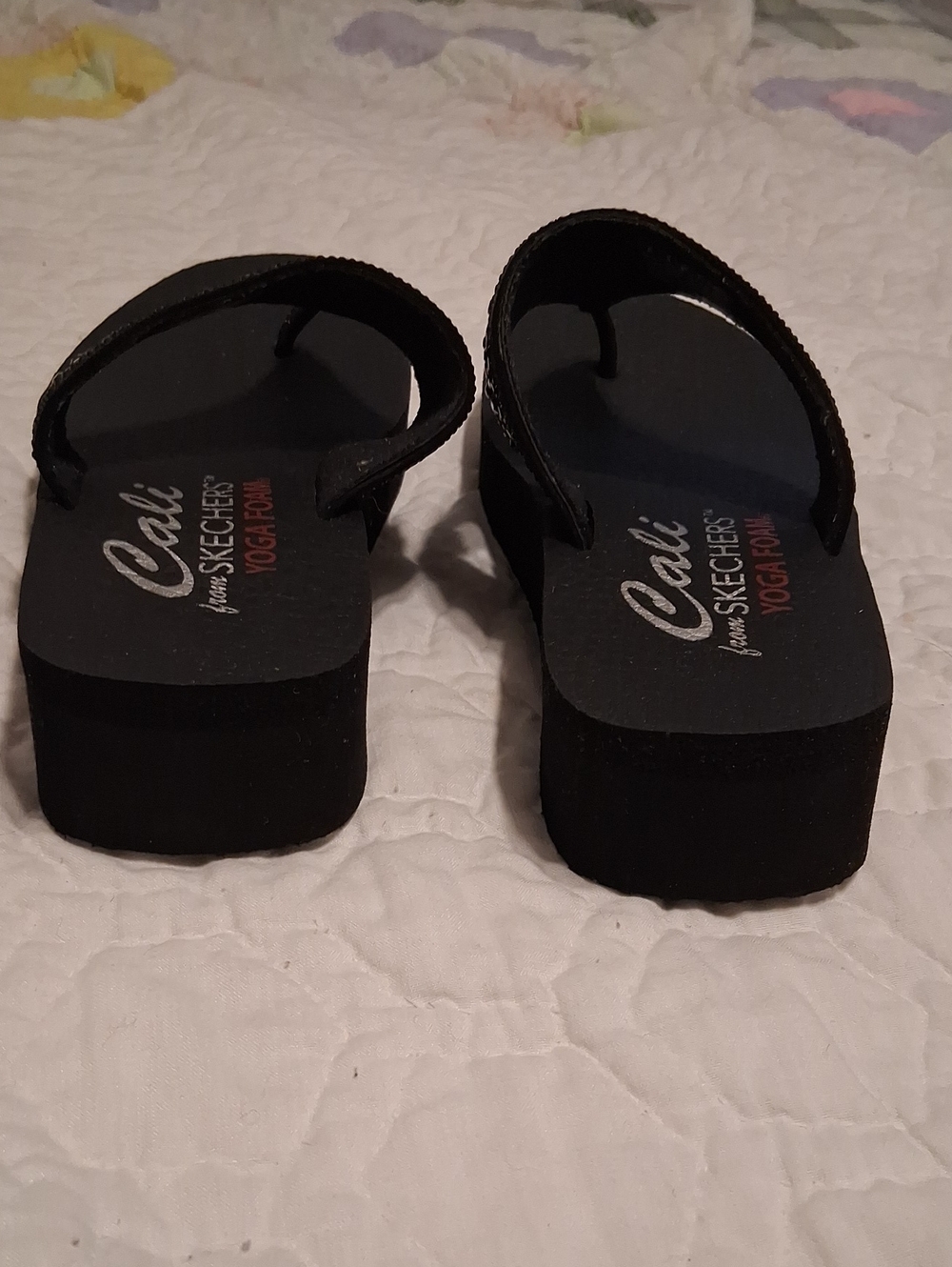 Skechers Cali Black Yoga Foam Flip Flops Beaded Sandals - Picture 6 of 10